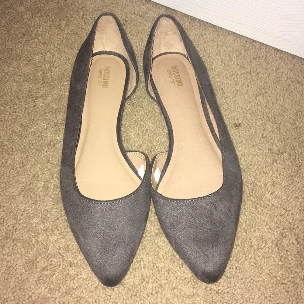 Grey Mossimo point toe flats